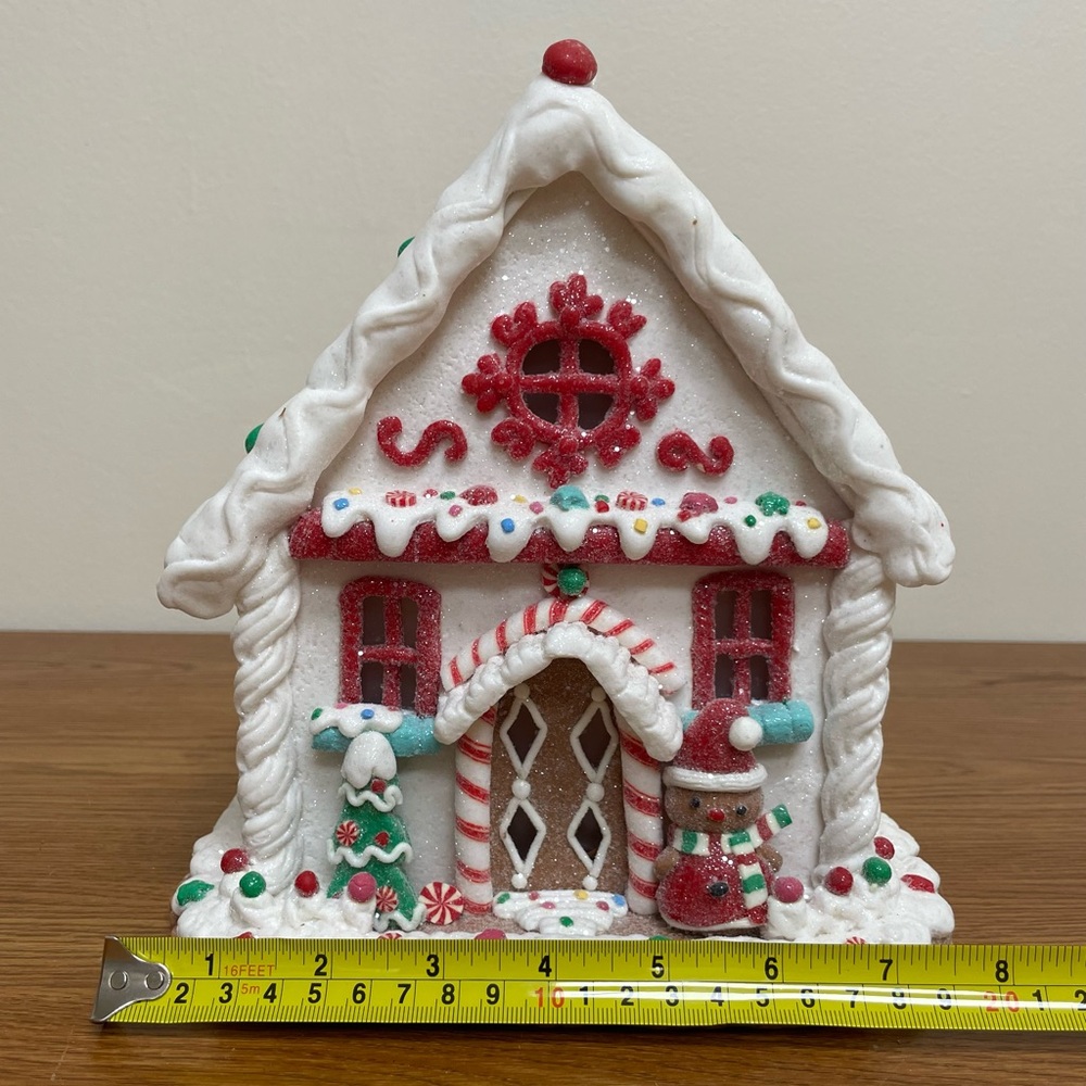 Gingerbread House - Picture 12 of 12